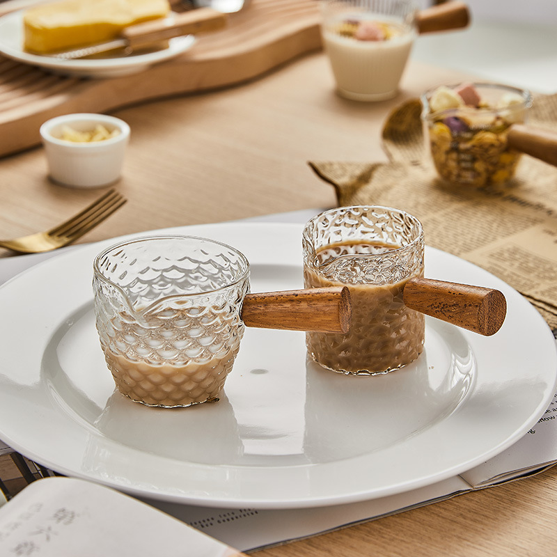 Fashion coffee cup measuring cup coffee extraction wooden handle milk pot Italian retro small Milk Cup concentrated Cup factory wholesale