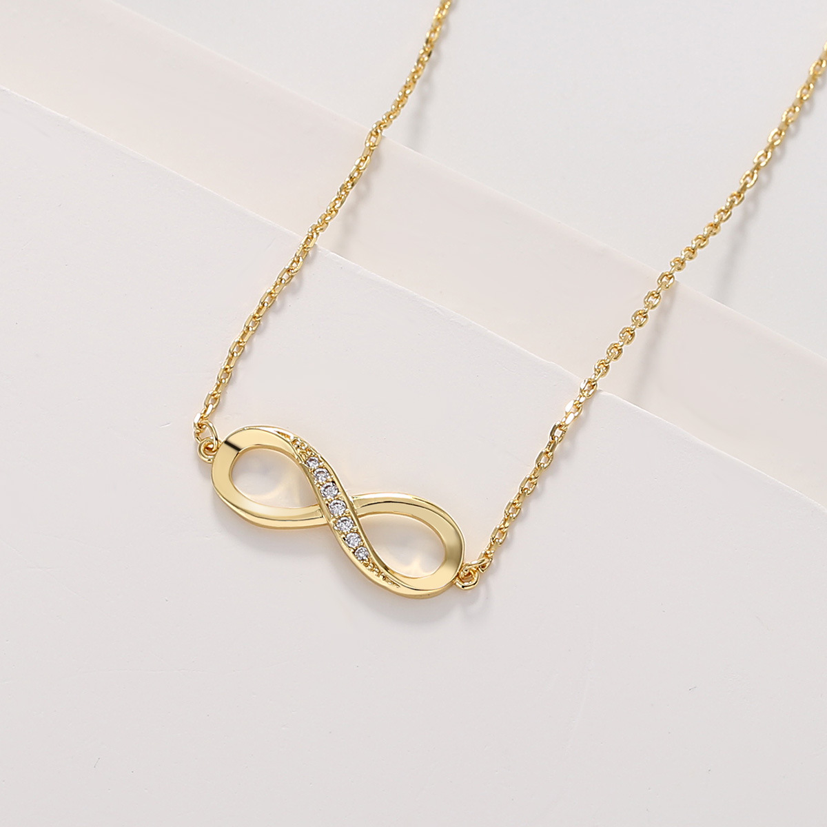 Collana di perle magnetica di lusso donna girocollo elegante fine_voghion.com