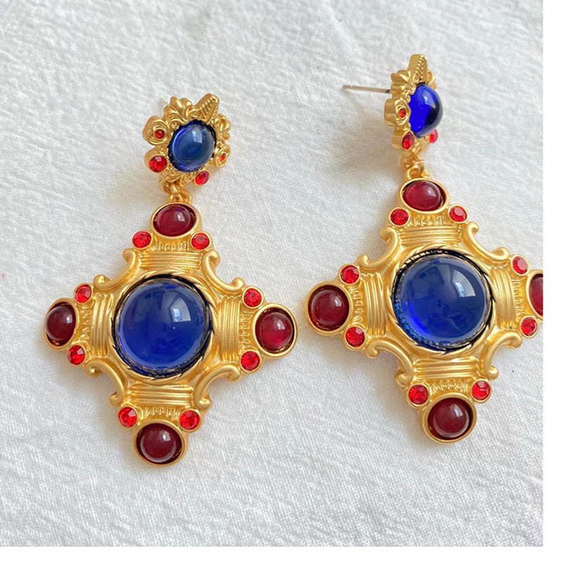 Vintage Style Geometric Alloy Plating Inlay Artificial Gemstones Women's Drop Earrings 1 Pair display picture 4