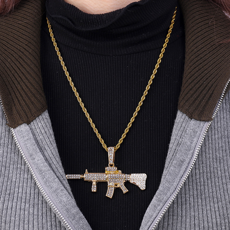 Hip-hop transfronterizo M4 colgante de diamante completo collar cubano para hombres cool nicho con accesorios de venta caliente de personalidad europea y americana image 11