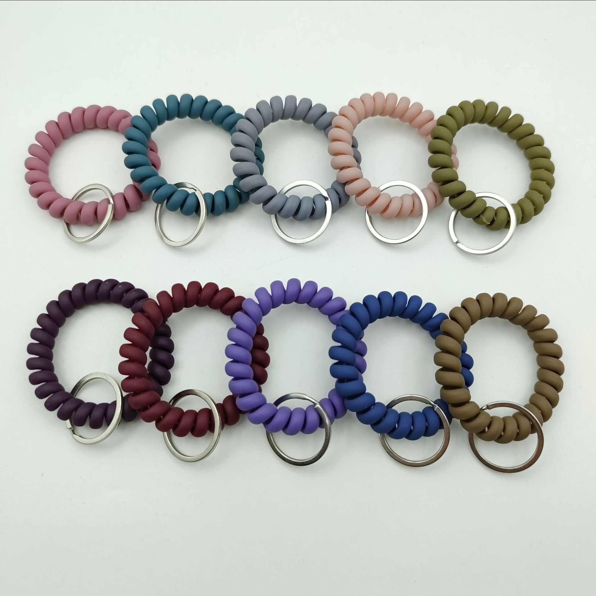 跨境多功能创意钥匙扣腕带手链电话线发圈发饰桑拿健身房泳池手环