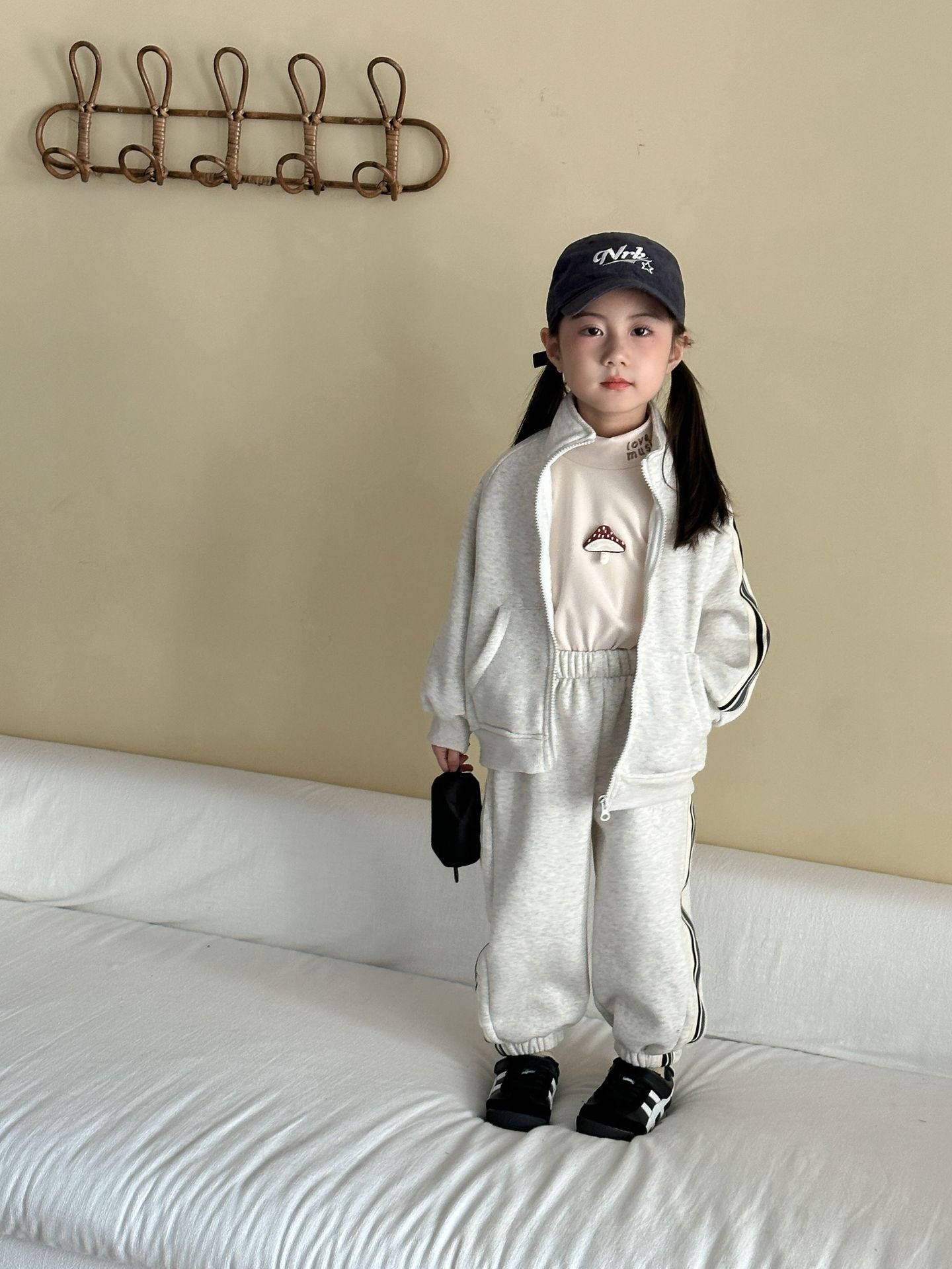 2025-06-16 105333.jpg