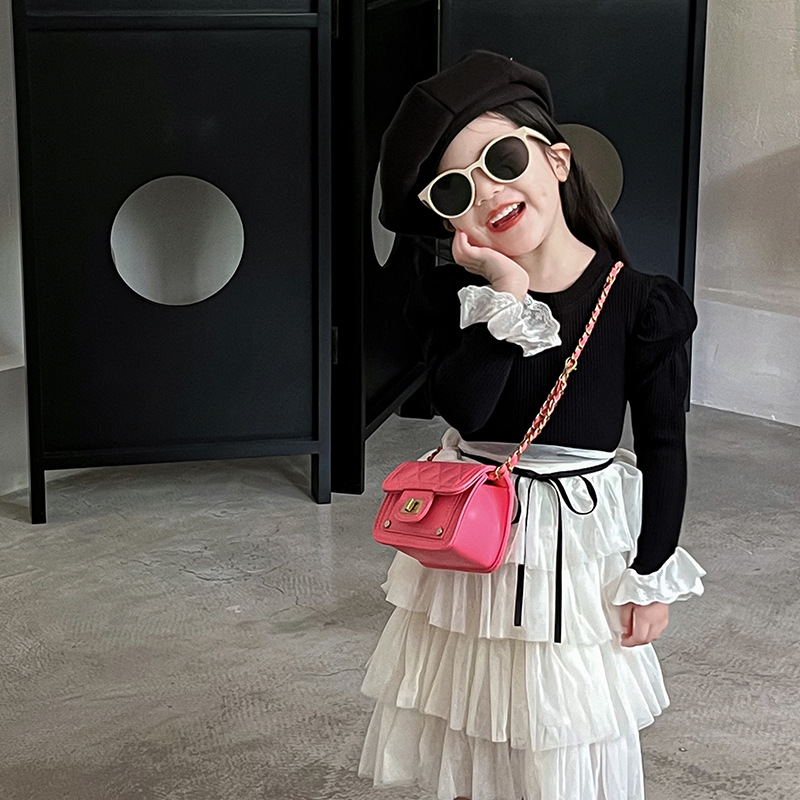Estilo coreano de los niños de moda pequeña bolsa cuadrada Chanel estilo cadena bebé mini bolso de hombro princesa accesorios de ropa de los niños