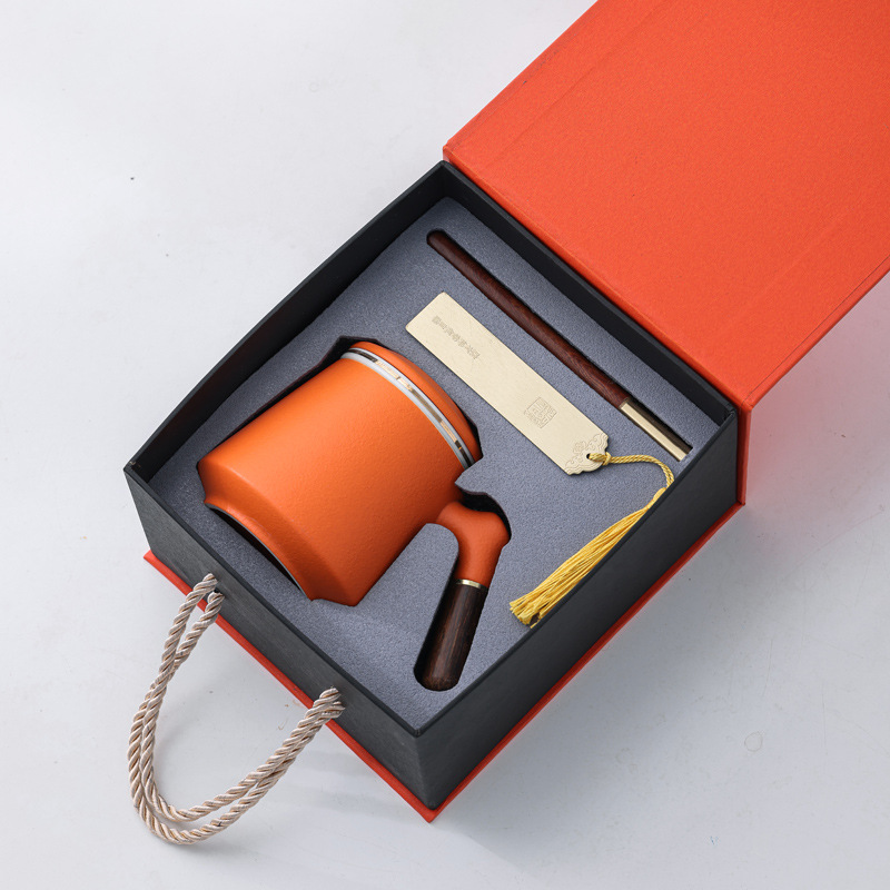 Lubao con tres piezas de taza de cerámica con taza de regalo de mano con taza de té con tapa de té con logotipo tallado