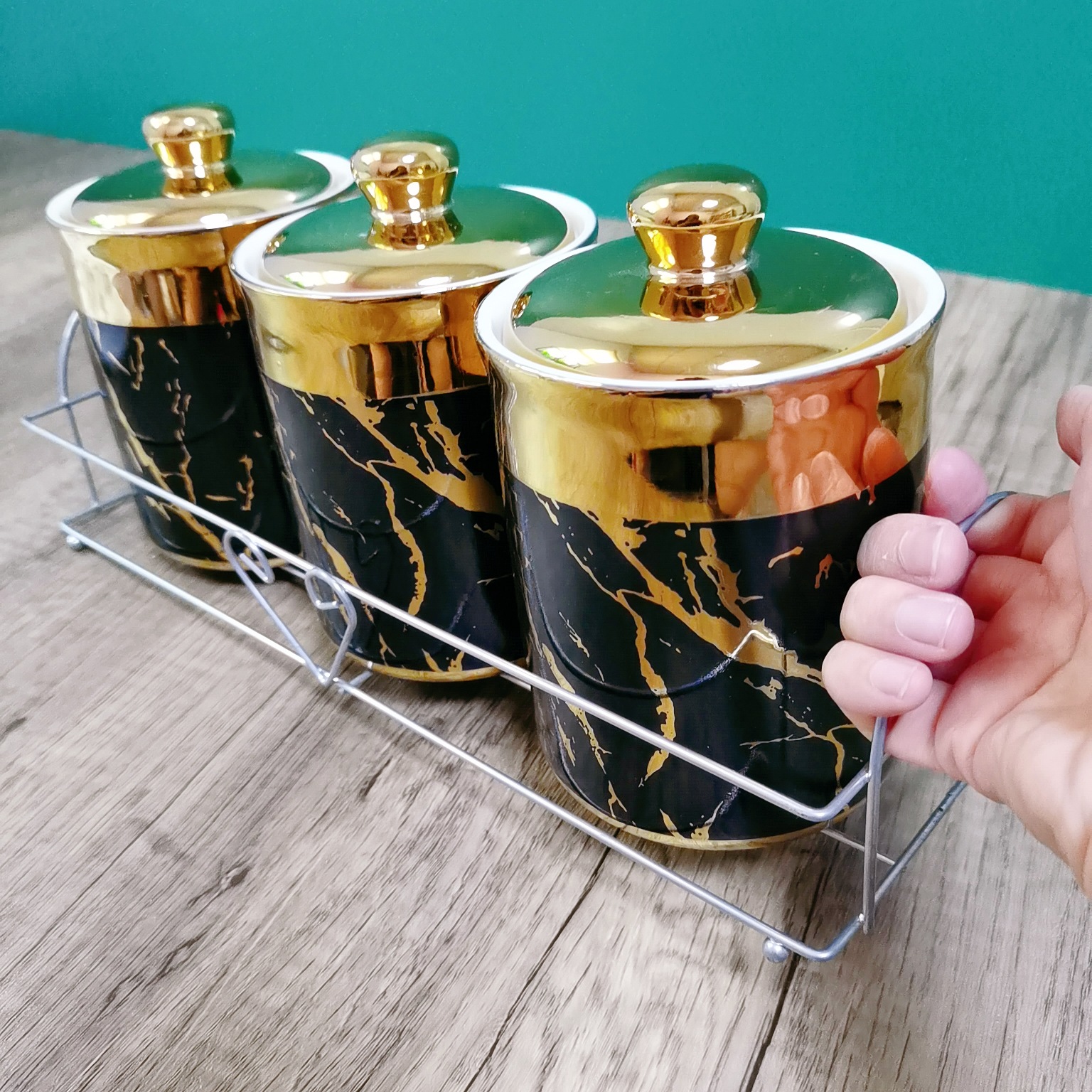 Transfronterizo nuevo tarro sellado chapado en oro de cerámica de 3 cabezas de almacenamiento tarro de almacenamiento de cocina con estante de hierro tarro de condimento tarro de café