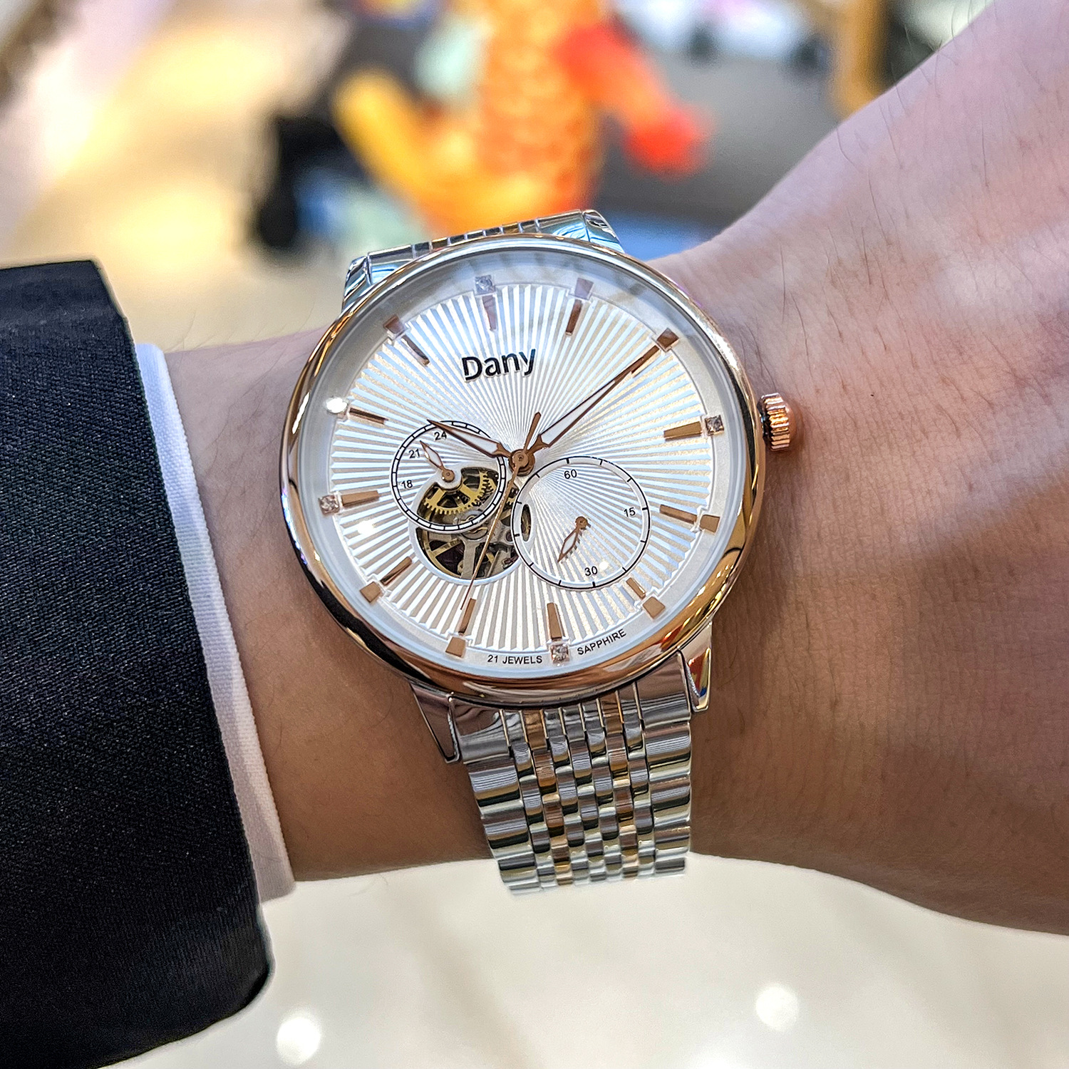 Men's Automatic Mechanical Watch With Double-sided Hollow Dial_voghion.com