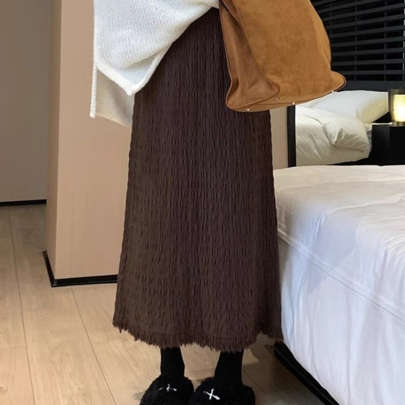 褶皱肌理感针织半身裙女秋冬新款毛边流苏a字伞裙高腰显瘦包臀裙|undefined