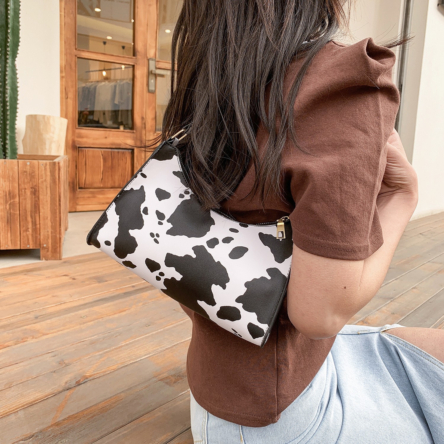 Bolsos de mano de vaca bajo las axilas bolsas de mano bolsas de mujer 2026 nueva moda francesa bolsas de hombro