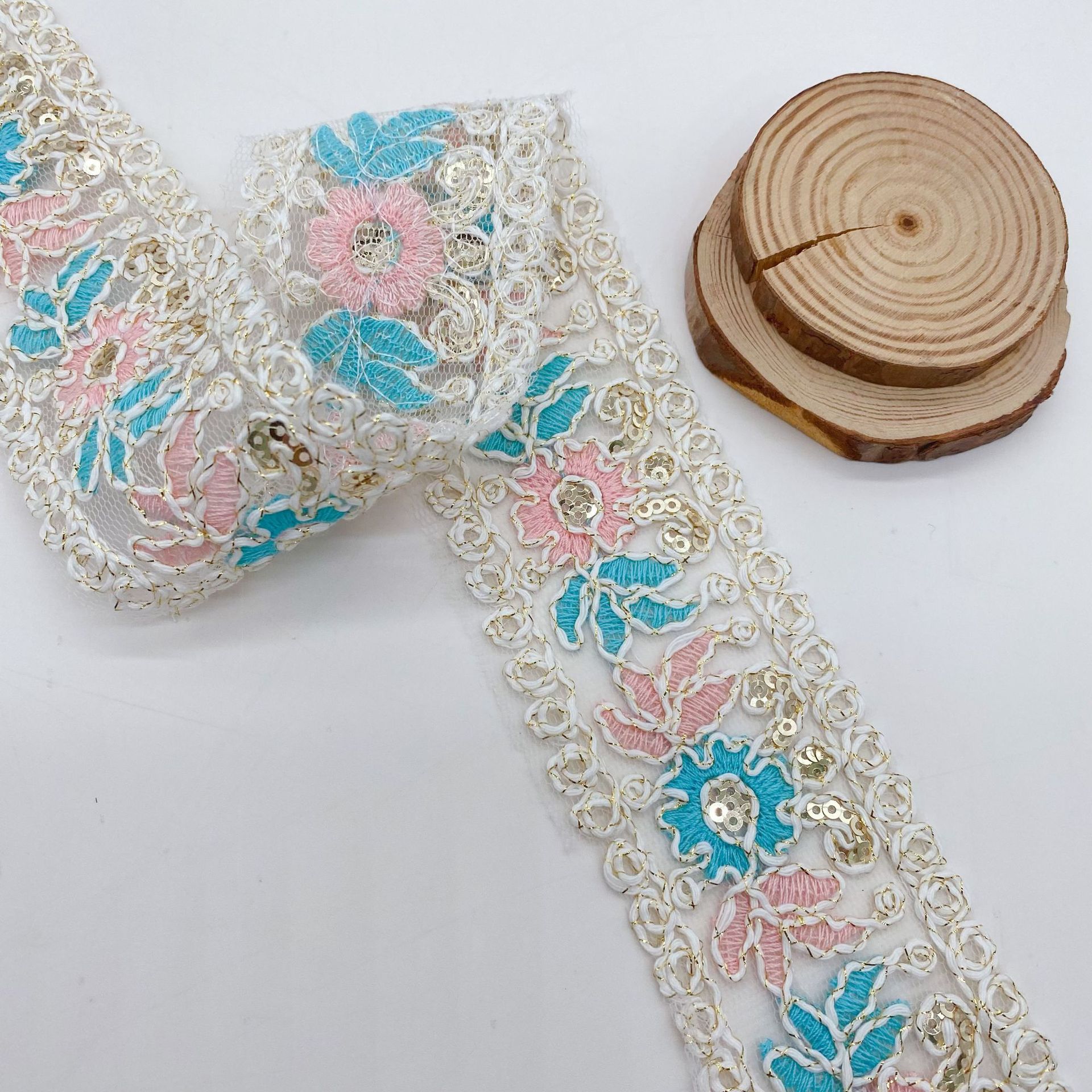 Accesorios de encaje de estilo étnico, accesorios retro de estilo antiguo Hanfu, lentejuelas de seda dorada y plateada de todo fósforo 204 nuevas ventas directas de fábrica