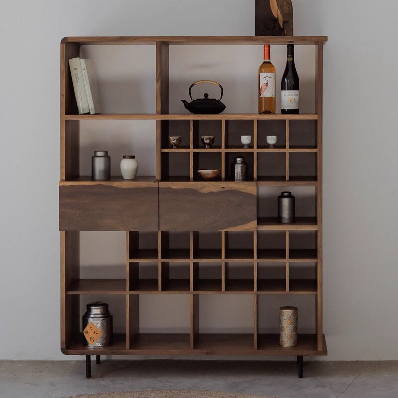 Wooden Breathing Tea Cup Stand Wabi-Sabi Feng Bogu Stand Ebony Natural Edge Solid Wood Display Cabinet Tea Room