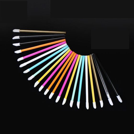 Source factory wholesale 50 pts a pack of disposable hollow lip brush portable lipstick brush lip brush makeup brush cotton swab