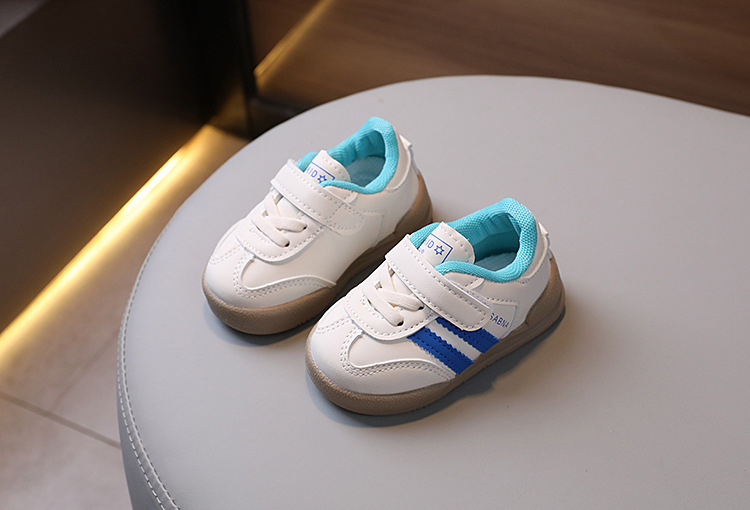 2024 Hierscht neit villsäitegt Board fir Jongen a Meedercher, däitsch Trainingsschong, mëll Sohlen Anti-Rutsch Puppelchers-Trëppelschong_voghion.com