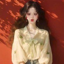 绿色印花防晒雪纺衬衫2024早秋新款女装甜美公主风独超好看上衣