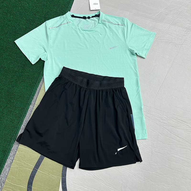 Tendencia de entrenamiento, carrera, fitness, malla, camiseta de secado rápido, elástica, comercio exterior, malla ligera, hombre