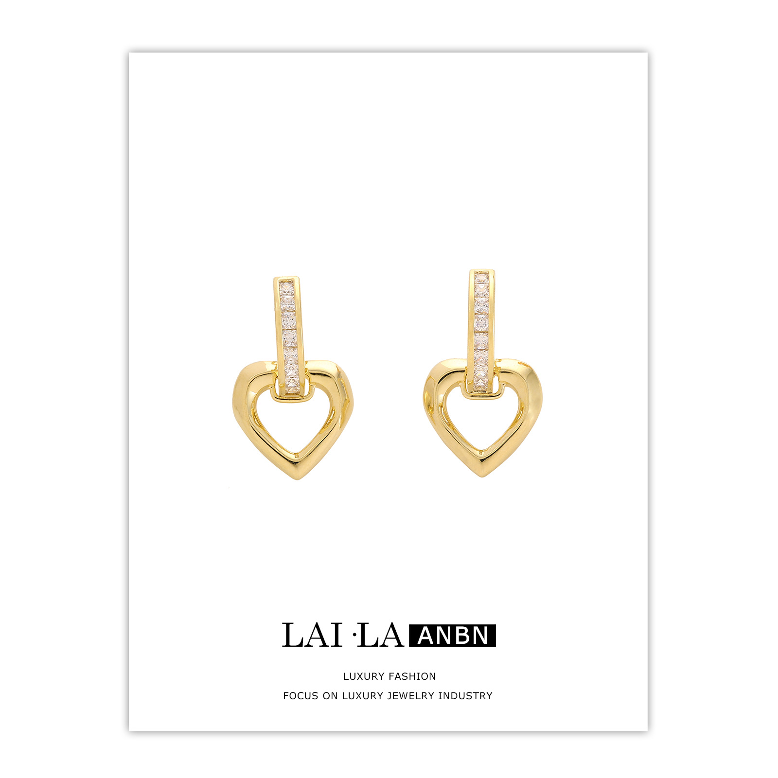 Aini Beini circón encantadora oreja hebilla femenina metal melocotón corazón pendientes de alto grado nicho diseño pendientes al por mayor