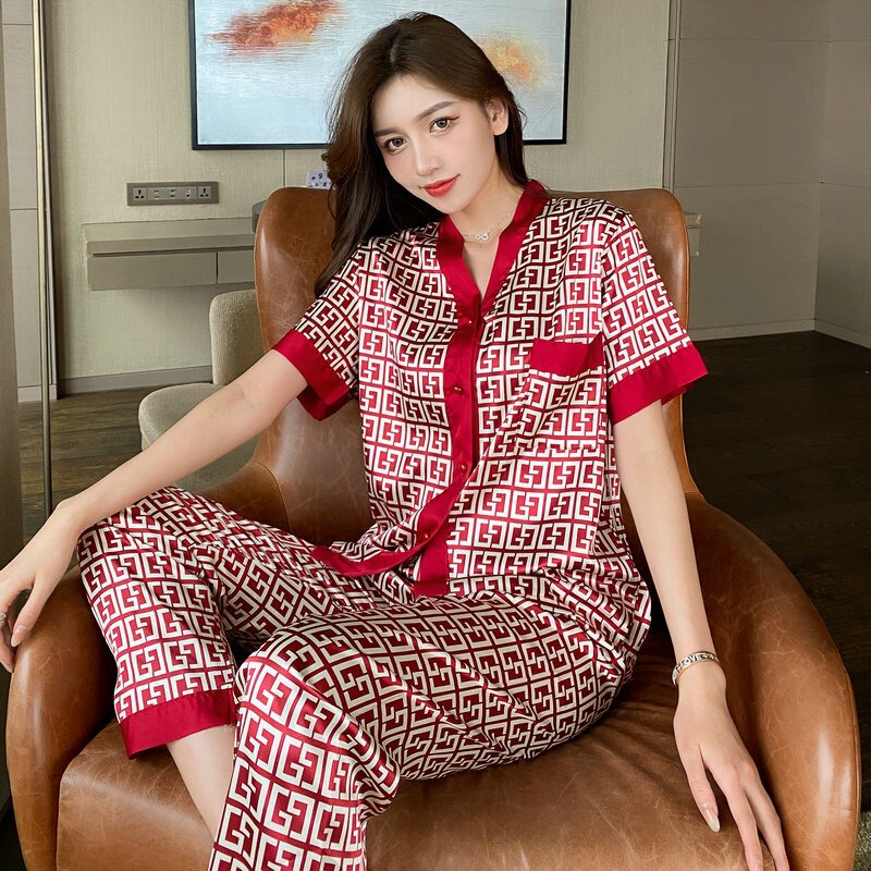 Pajamas Women's Summer Silk Ice Silk Short-sleeved Trousers Home Clothes Summer Summer Cardigan Thin Ice Silk Suit