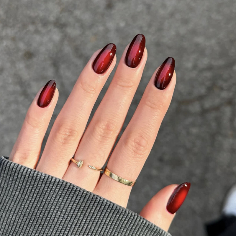 Almond-Shaped Red Wearable Nail Tips with Gradient Glossy Finish, Nail Stickers for Fingers, Wholesale Finished Nail Art Products Almond-Shaped Red Wearable Nail Tips with Gradient Glossy Finish, Nail Stickers for Fingers, Wholesale Finished Nail Art Products