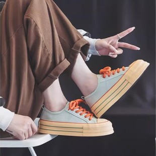 �����Մ�r�������ߺ�׷���ЬŮ��2026�¿����e�\�Ӱ�ЬС��Ь