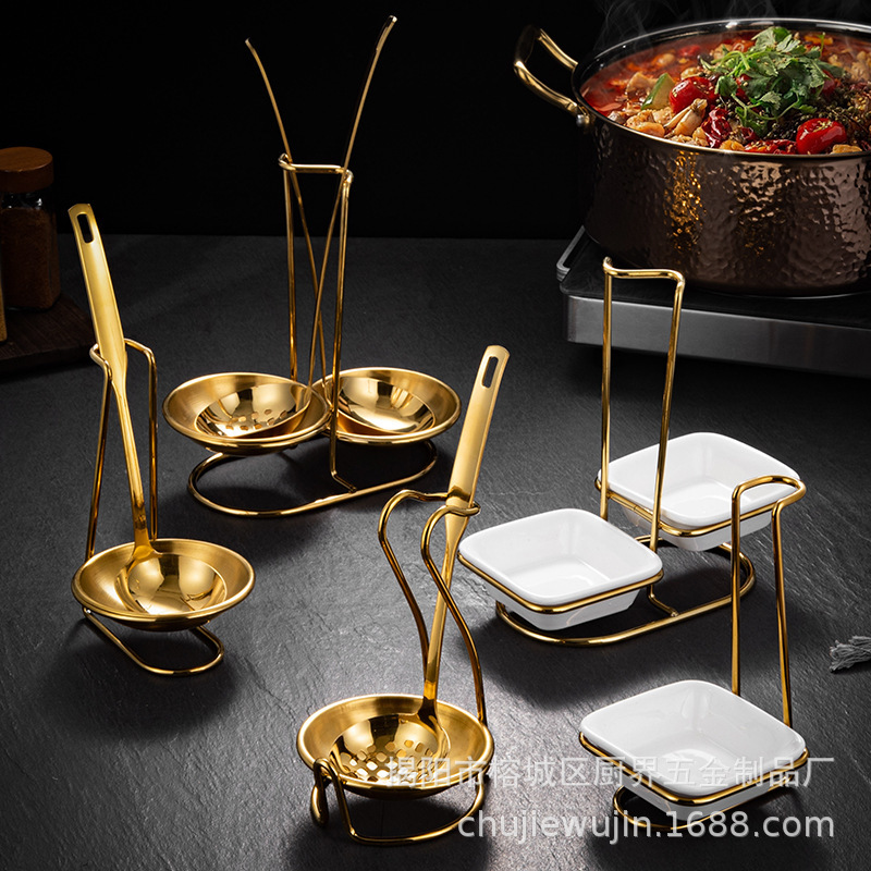 チタンメッキ金色スープスプーン棚ステンレススプーン漏れスプーン鍋スプーン棚ホテル食器棚陶磁器皿スプーン棚|undefined