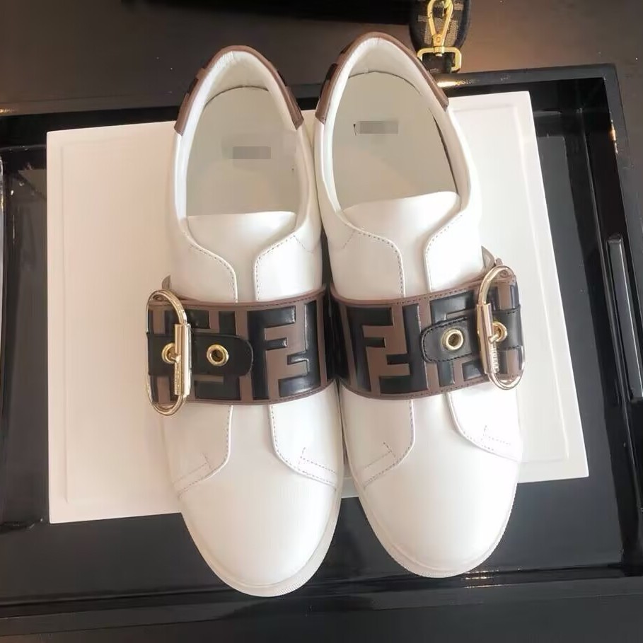 2026 Spring and Summer New Style Cowhide Letter Buckle Round-Toe Sneakers Versatile and Comfortable Double F Fashion Trendy Flat Shoes