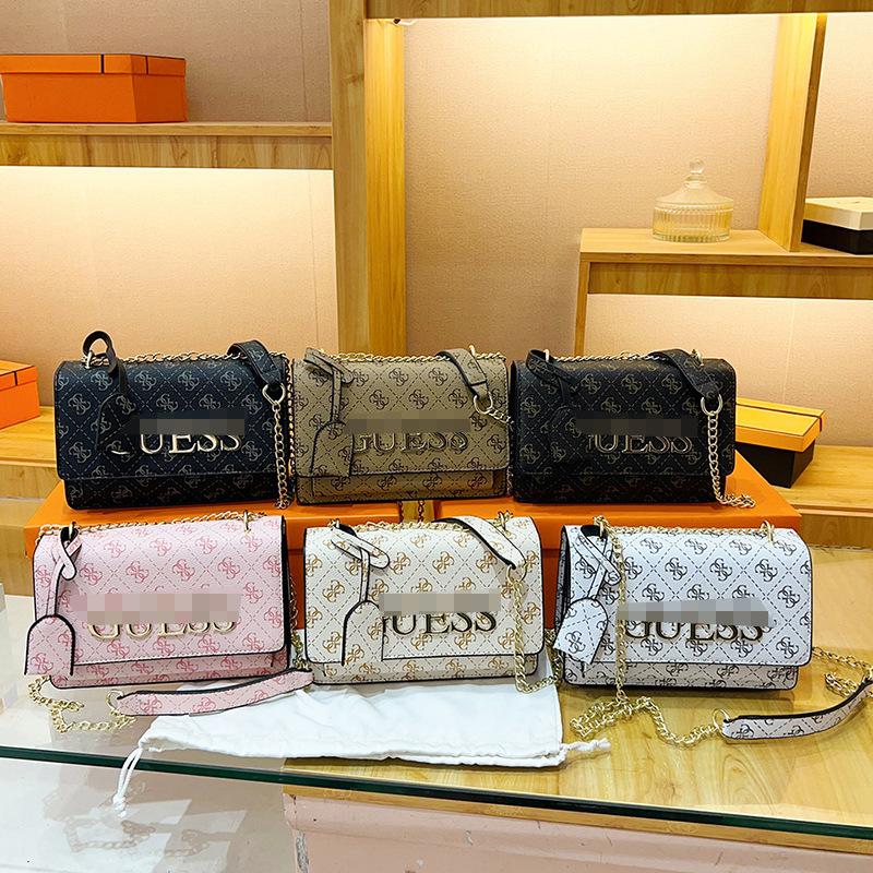 Bolsos transfronterizos para mujer 2024 nuevo nicho de moda de alta gama bolso cuadrado pequeño con letras impresas bolso de mensajero de todo fósforo