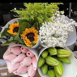 鲜花带花苞百合玫瑰向日葵康乃馨勿忘我春花云南鲜花基地直发厂