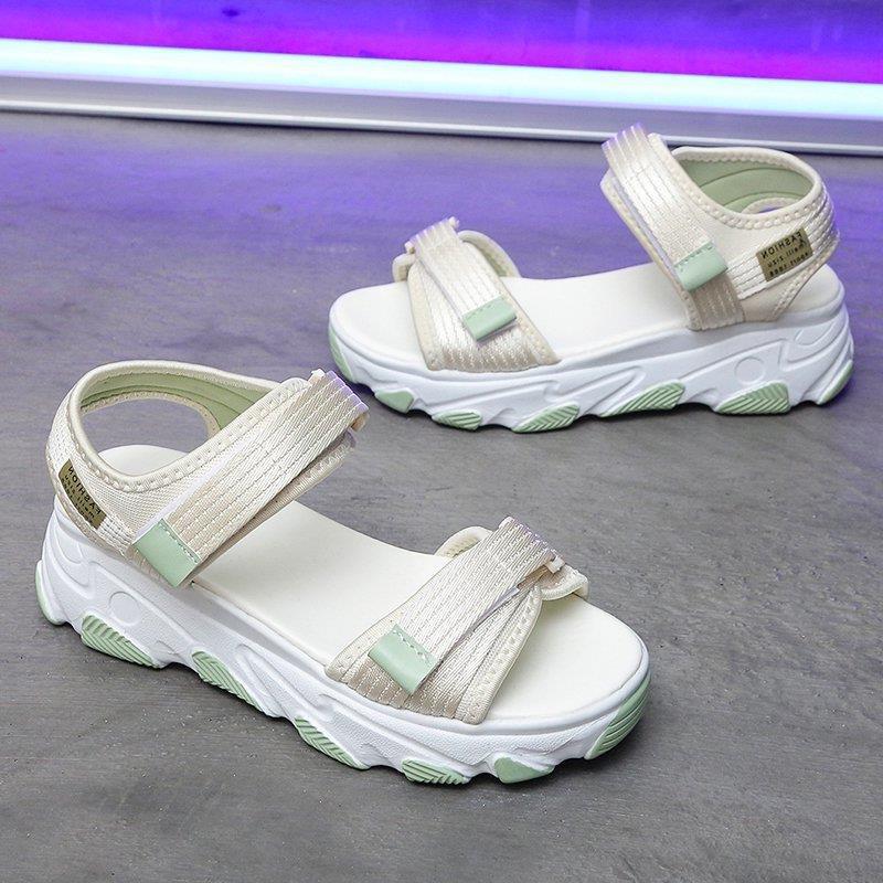 Freizeitsportstrand für Damen 2024 Sommer neue bequeme weiche Sohle Mode Internet beliebte vielseitige Klettsandalen_voghion.com