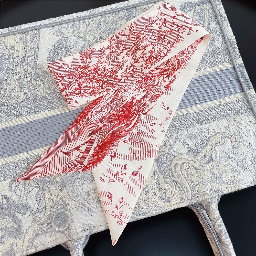 20g Weight Silk Scarf Classification Daily Occasion Silk Material Letter Pattern All Seasons Season Women'S Gender Printing Design Fashion Style Women's Fashion Letter Silk Printing Silk Scarves 31