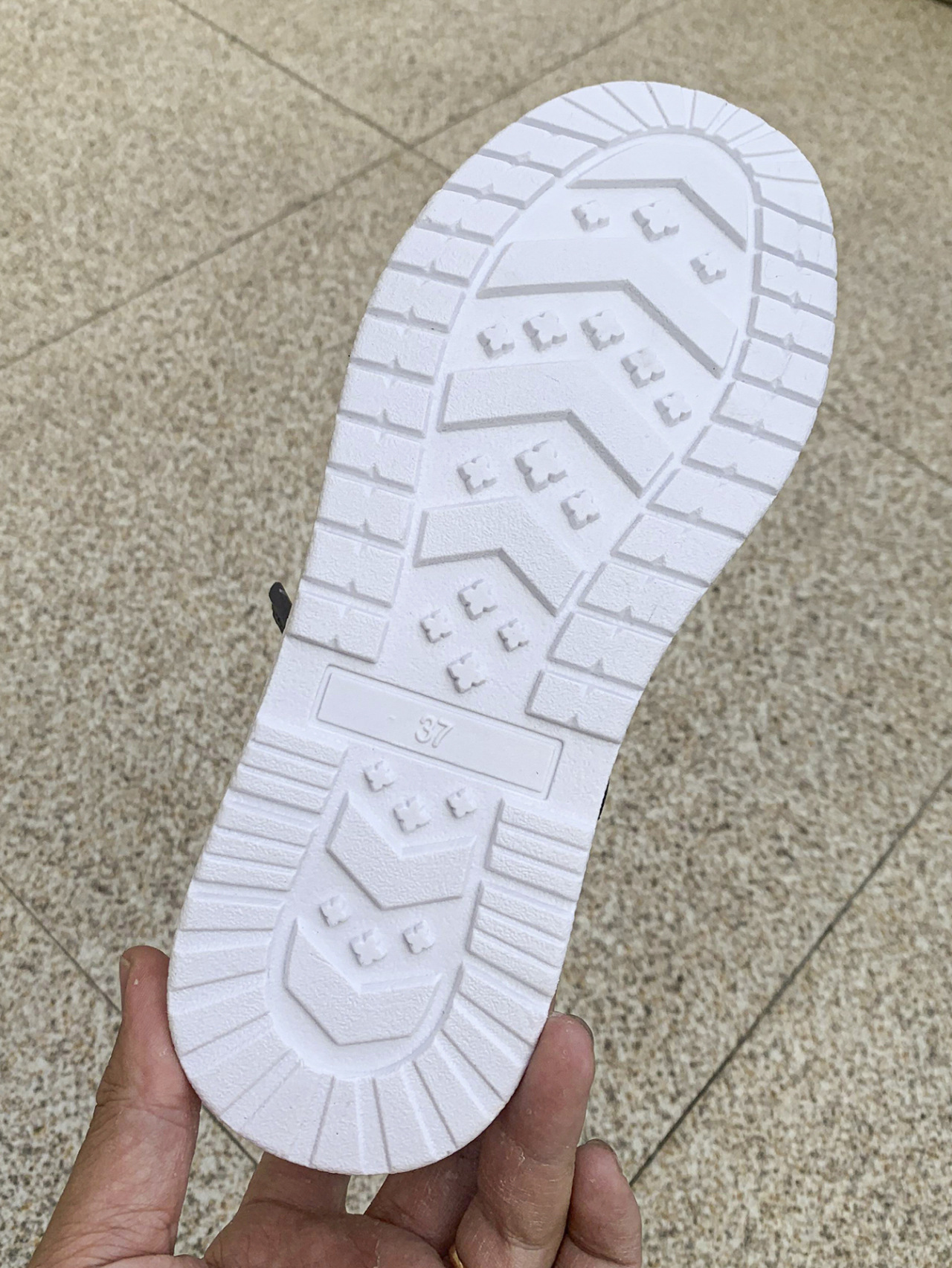 Warm Women's Winter Snow Boots With Fleece Lining And Thick Sole_voghion.com