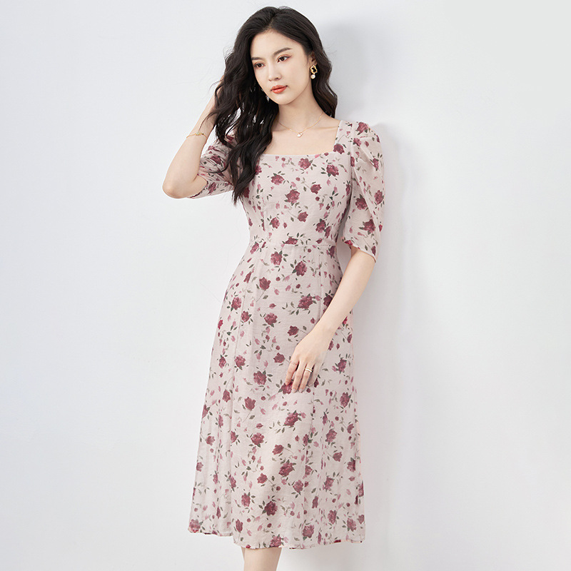 Váy maxi nữ thắt eo tay lỡ in họa tiết chất Tencel Crepe phong cách Pháp — Màu hồng