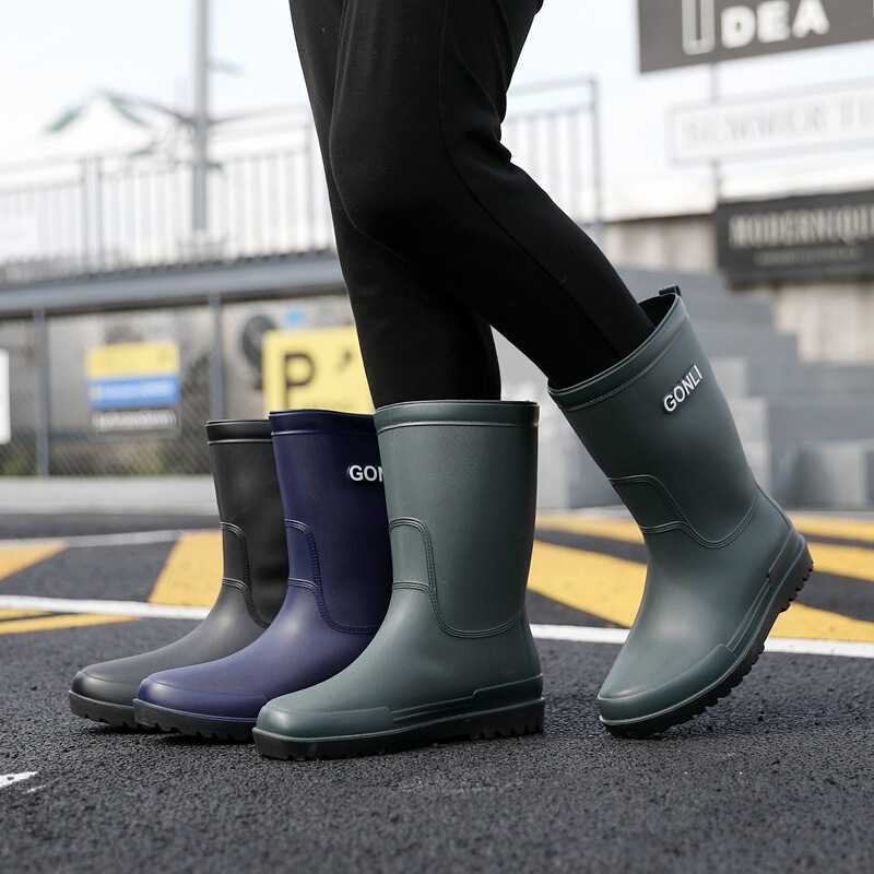 Rain Boots Men's Fleece-lined Warm Rain Boots Non-slip High-barrel Integrated Waterproof Shoes Kitchen Rubber Shoes Car Washing Fishing Shoes Rain Boots Men's Fleece-lined Warm Rain Boots Non-slip High-barrel Integrated Waterproof Shoes Kitchen Rubber Shoes Car Washing Fishing Shoes