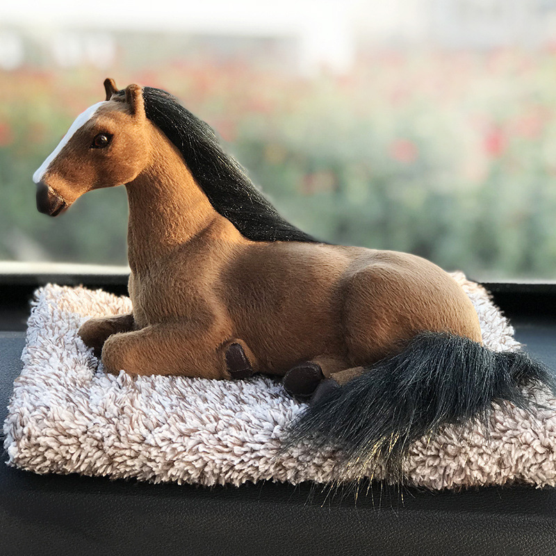 Decoraciones de automóviles adornos adorables accesorios de automóviles en línea nuevos animales de dibujos animados de perros simulados