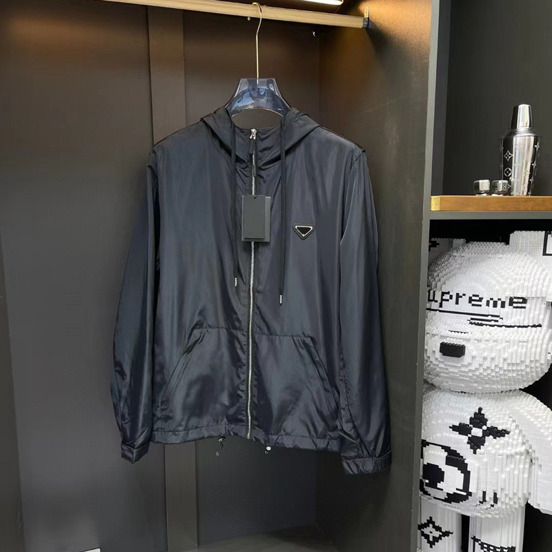 2024 Spring and Autumn New European Goods Triangle Label Men's Lightweight Hooded Light Luxury Jacket High Fashionable Loose Jacket Trendy