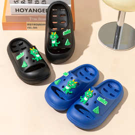 儿童漏水拖鞋男新款可爱家用浴室洗澡防滑拖凉拖鞋中大童一字拖女