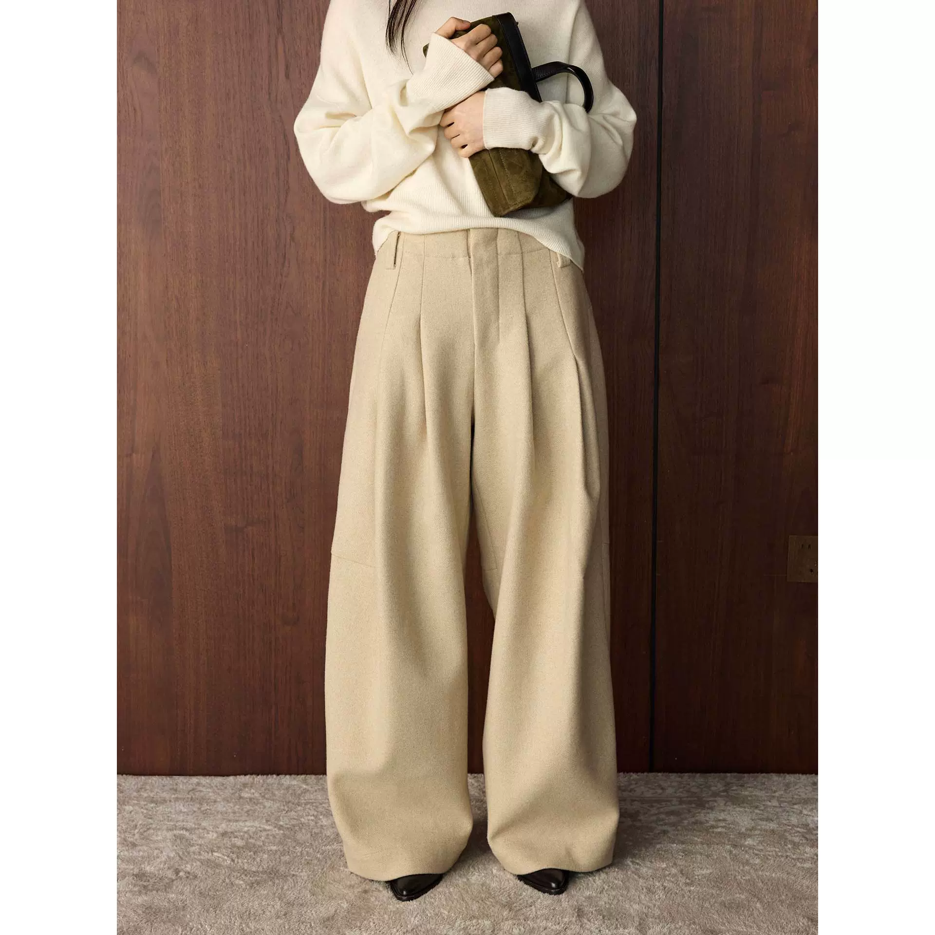 卢浮冬季新款韩版复古时髦毛呢褶皱羊毛西裤宽松显瘦保暖长裤女