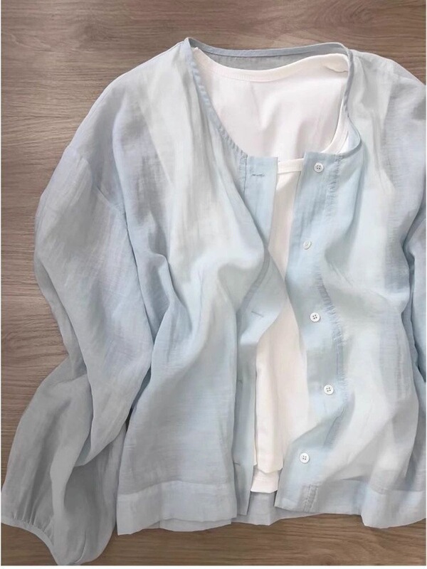 Thin Linen French-Style Round-Neck Shirt, Sun Protection Jacket, Women's Summer Loose European-Style Women's Clothing, Lightweight and Breathable Top Thin Linen French-Style Round-Neck Shirt, Sun Protection Jacket, Women's Summer Loose European-Style Women's Clothing, Lightweight and Breathable Top