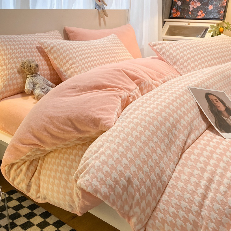 厚いワッフルミルクの毛の4つのセットの3dの立体の彫刻の冬の宝の宝の毛の3つのセットのシーツのベッドの笠の金