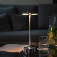 国境を越えた人気の充電式デスクランプ、高級バー雰囲気ランプ、アウトドアキャンプバーデスクランプ、メタルタッチデスクランプ
