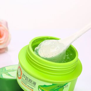 Aloe Vera Exfoliating Gel to Remove Dead Skin Deep Cleansing Facial Mud Scrub for Men and Women Aloe Vera Gel