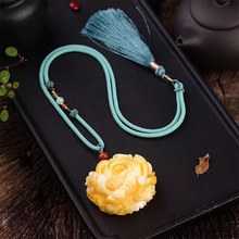 一件代发直播供货白花蜜妖花二代蜜蜡玫瑰花吊坠琥珀鸡油黄女款