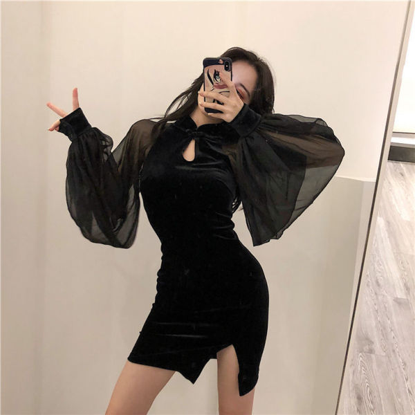 Black Slit Lantern Sleeve Hip-Covering Improved Cheongsam Velvet Dress 2025 Spring Waist Design Niche Light Mature