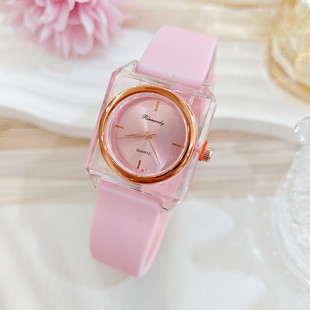 �羳���Q�¿����e�r��Ůʿ���z�ֱ����s���|�W��ʯӢ���S�����l