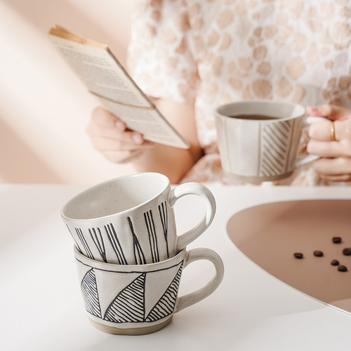 Small blue flower simple Nordic ceramic ins style hand-painted mug creative personalized water cup stoneware coffee cup