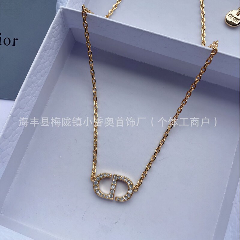 Dior/Di Brand New Necklace Full Diamond Cd Letter Necklace High-Quality Fashion Pig Nose Necklace for Women Direct from Manufacturer