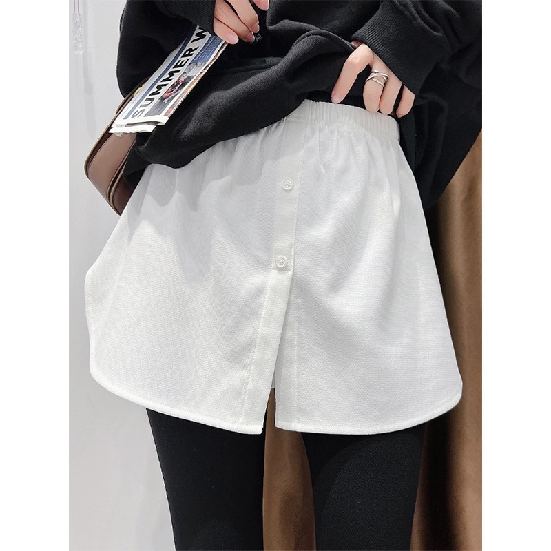 Short skirt for layering in autumn and winter, covers the buttocks, pairs with a hoodie, a versatile base layer, solid color, faux hem, white short skirt