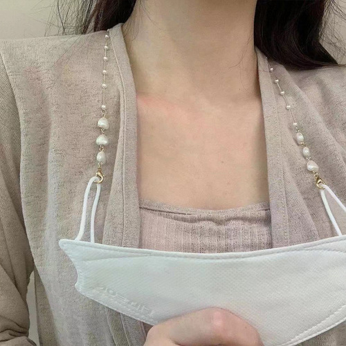 Seasonal Style Korean Dongdaemun New Arrival Versatile Charming Pearl Necklace for Women Eye-Catching Women's Accessory
