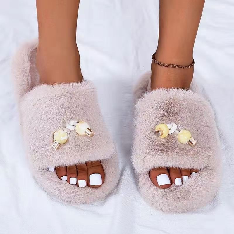 2021 New Autumn and Winter Furry Slipper...