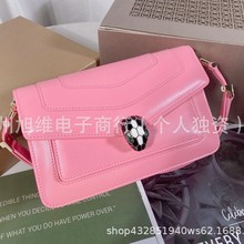 25¿EAST-WESTĸG^朗lμҸLٻбҸ°