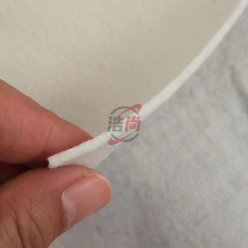 夹层内衬毛毡1.5-2mm厚白色涤纶不织布250-350g纤维针刺无纺布