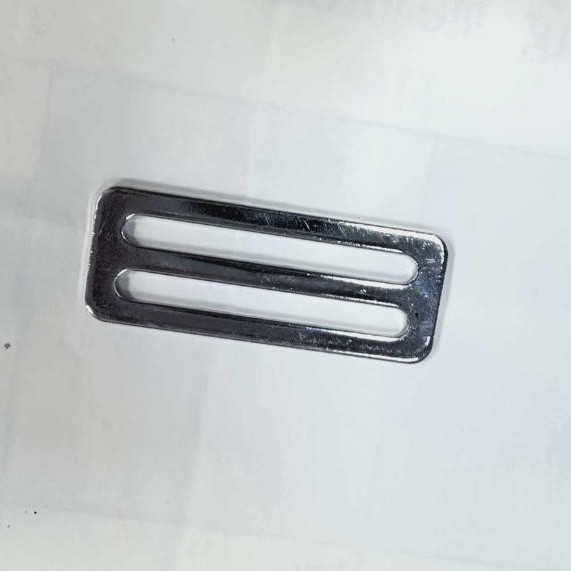 Anillo de tracción tipo D gancho de fijación tipo D al aire libre triángulo colgante hebilla de tracción hebilla de día llave de aleación gancho de montaña hebilla de seguridad